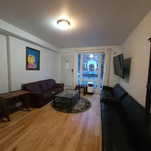 Full Kitchen - High Speed Internet - Beautiful Room Homestay