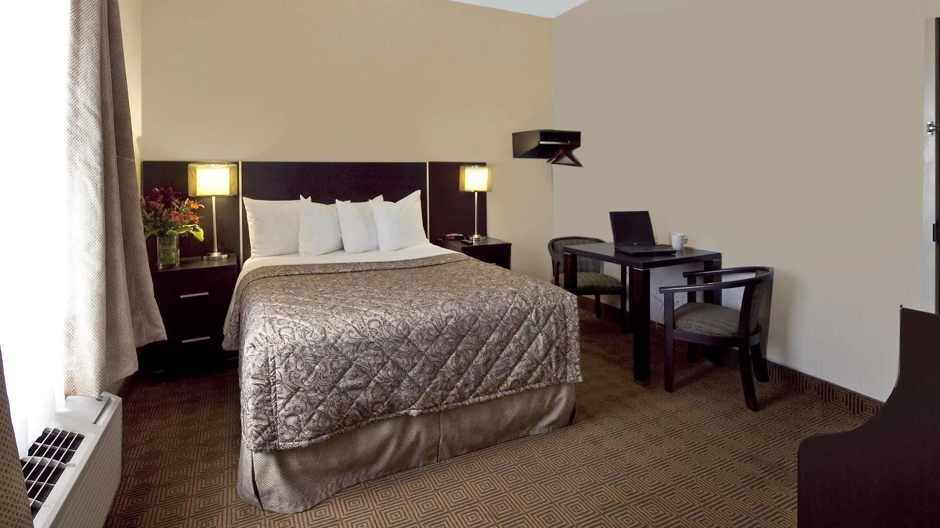 Canadas Best Value Inn Toronto